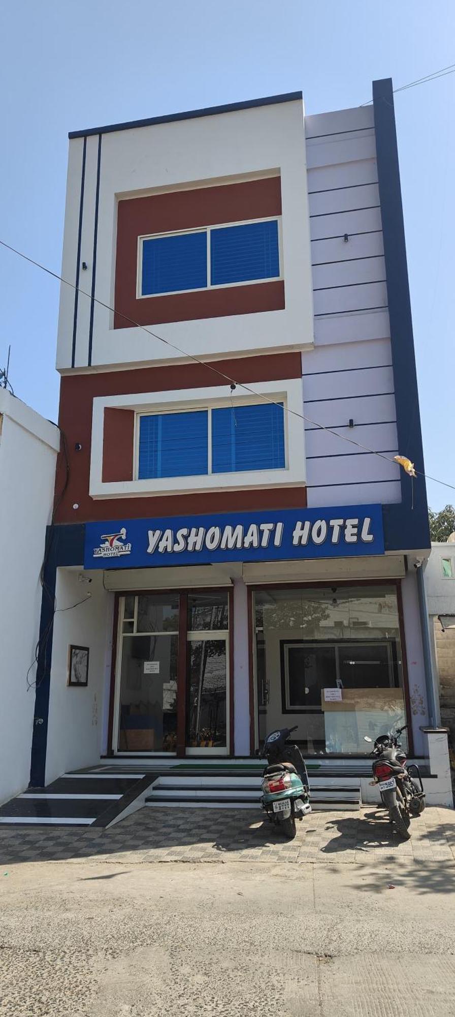 Yashomati Hotel Maheshwar Ngoại thất bức ảnh