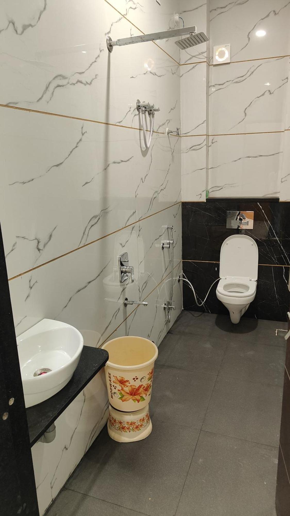 Yashomati Hotel Maheshwar Ngoại thất bức ảnh
